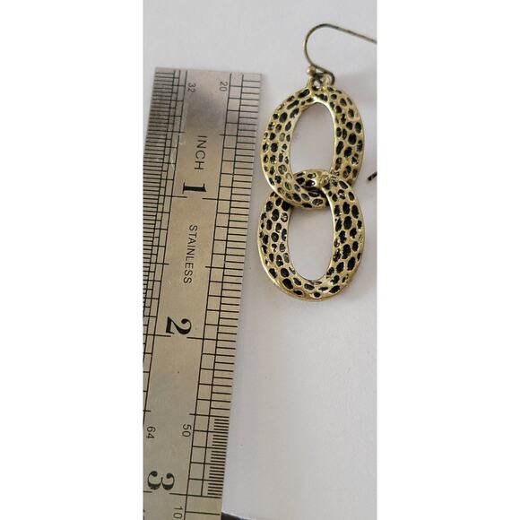 Vintage Avon Linked Oval Dangle Earrings - Picture 6 of 14